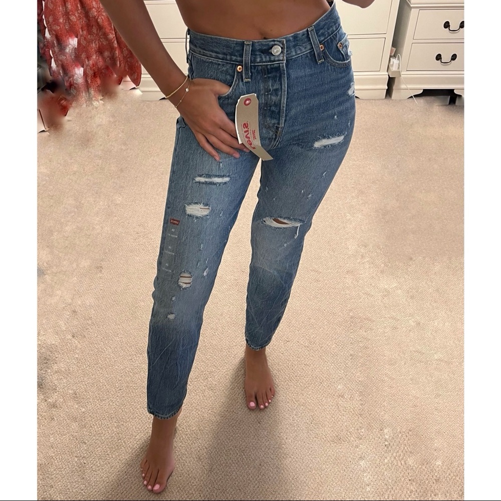 Levi Wedgie Fit Jeans